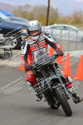 media/Mar-20-2023-Moto Forza (Mon) [[d0bbc59e78]]/Around the Pits/